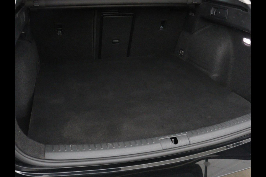 Seat Leon 1.4 TSI eHybrid PHEV FR | Stoelverwarming | Adaptive cruise | Navigatie | Sfeerverlichting | Stuurverwarming | Full LED | Sportstoelen | Side Assist | Parkeerhulp | Plug In