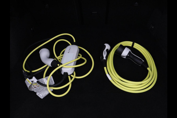 Seat Leon 1.4 TSI eHybrid PHEV FR | Stoelverwarming | Adaptive cruise | Navigatie | Sfeerverlichting | Stuurverwarming | Full LED | Sportstoelen | Side Assist | Parkeerhulp | Plug In