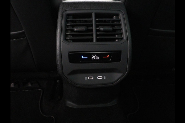 Seat Leon 1.4 TSI eHybrid PHEV FR | Stoelverwarming | Adaptive cruise | Navigatie | Sfeerverlichting | Stuurverwarming | Full LED | Sportstoelen | Side Assist | Parkeerhulp | Plug In