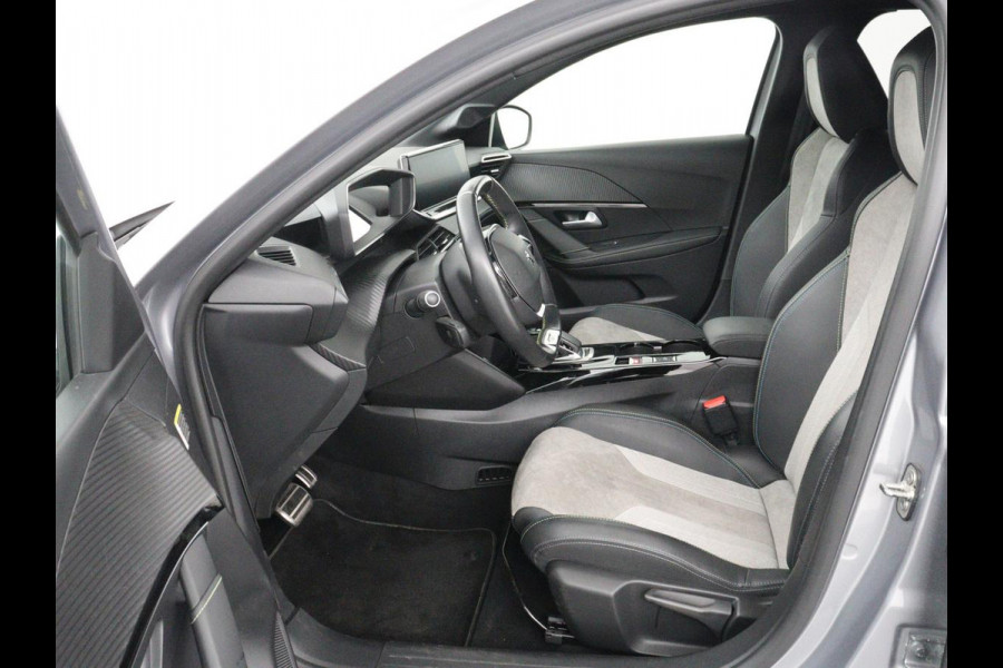 Peugeot e-208 EV GT 350 50 kWh | 27.200km NAP | SOH 93% | Stoelverwarming | Leder/Alcantara | Camera | Adaptive cruise | Carplay | Full LED | Navigatie | Climate control