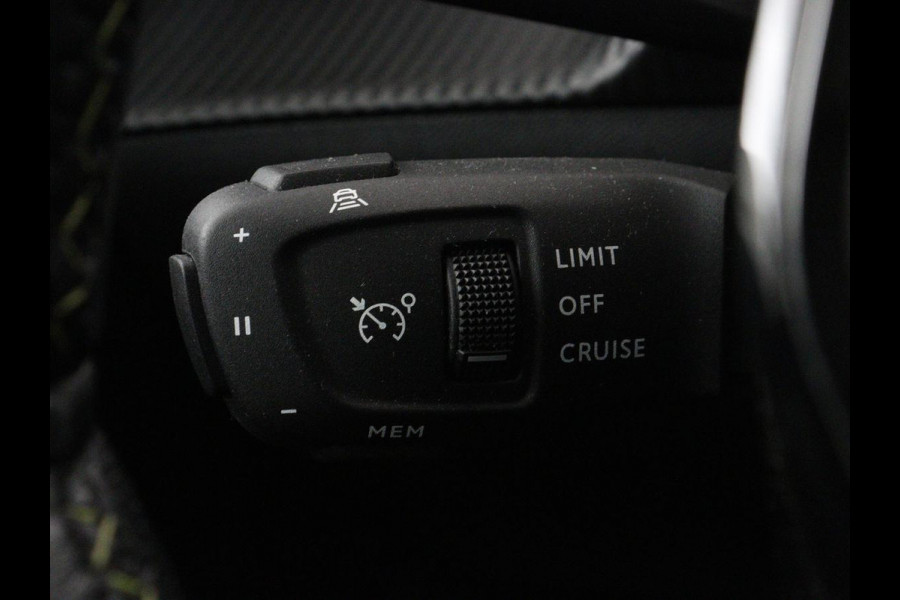 Peugeot e-208 EV GT 350 50 kWh | 27.200km NAP | SOH 93% | Stoelverwarming | Leder/Alcantara | Camera | Adaptive cruise | Carplay | Full LED | Navigatie | Climate control