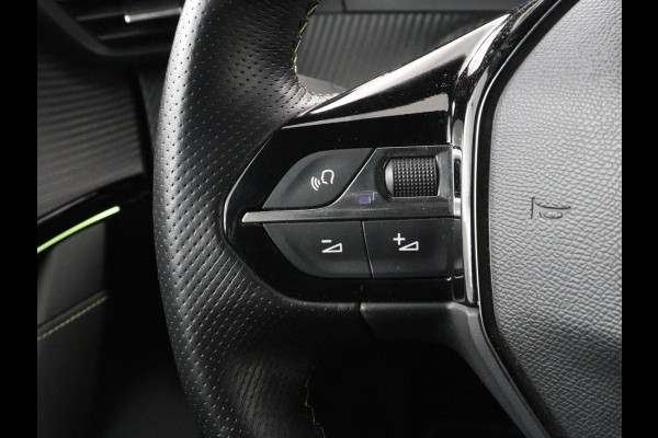 Peugeot e-208 EV GT 350 50 kWh | 27.200km NAP | SOH 93% | Stoelverwarming | Leder/Alcantara | Camera | Adaptive cruise | Carplay | Full LED | Navigatie | Climate control