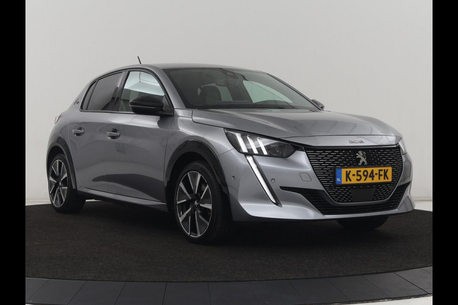 Peugeot e-208 EV GT 350 50 kWh | 27.200km NAP | SOH 93% | Stoelverwarming | Leder/Alcantara | Camera | Adaptive cruise | Carplay | Full LED | Navigatie | Climate control
