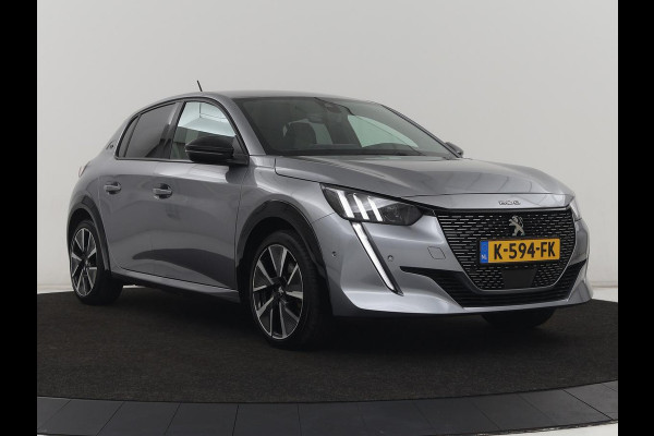 Peugeot e-208 EV GT 350 50 kWh | 27.200km NAP | SOH 93% | Stoelverwarming | Leder/Alcantara | Camera | Adaptive cruise | Carplay | Full LED | Navigatie | Climate control