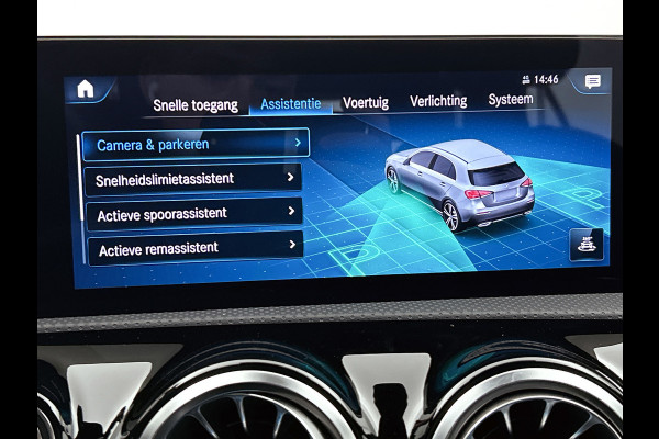 Mercedes-Benz A-Klasse 180 Business Solution Luxury (SFEERVERLICHTING, STOELVERWARMING, CAMERA, 1e EIGENAAR)