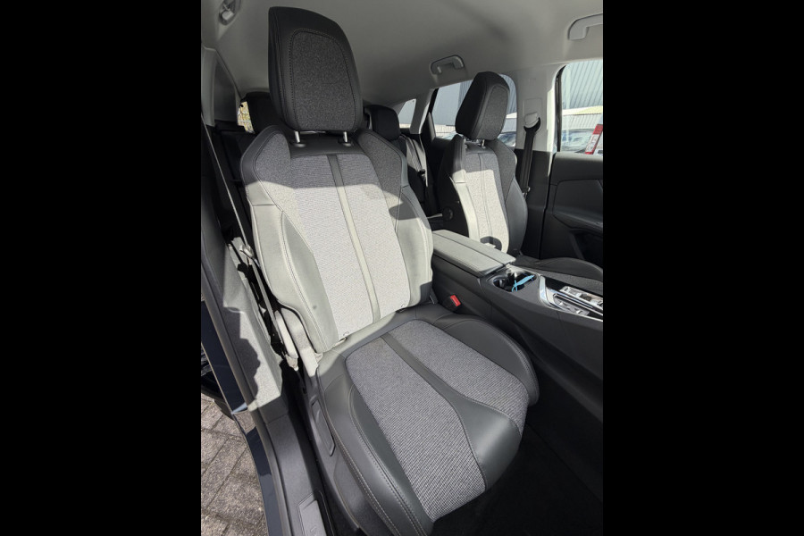 Peugeot 3008 225pk HYbrid Allure Pack (Elektrische Klep - 360gr Camera - Keyless Entry - Automatische Airco - Navigatie - Apple Carplay - Ada