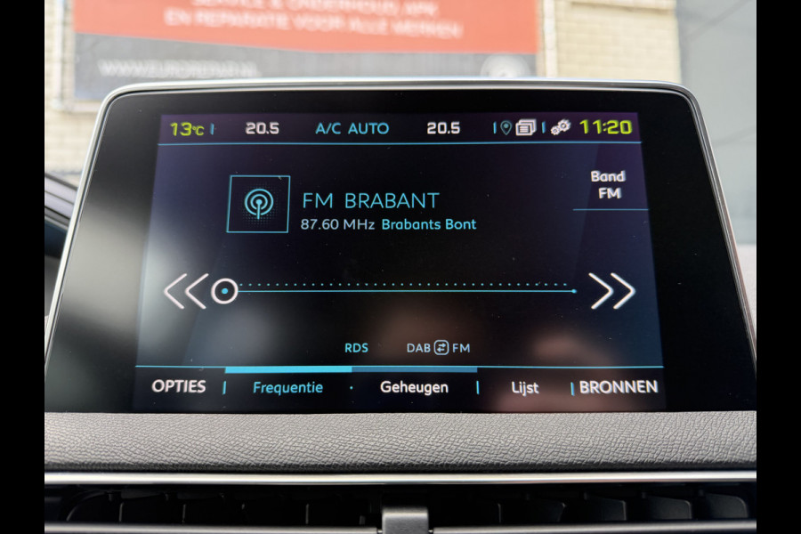 Peugeot 3008 225pk HYbrid Allure Pack (Elektrische Klep - 360gr Camera - Keyless Entry - Automatische Airco - Navigatie - Apple Carplay - Ada