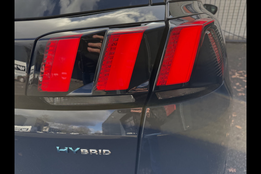 Peugeot 3008 225pk HYbrid Allure Pack (Elektrische Klep - 360gr Camera - Keyless Entry - Automatische Airco - Navigatie - Apple Carplay - Ada