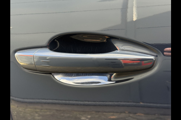 Peugeot 3008 225pk HYbrid Allure Pack (Elektrische Klep - 360gr Camera - Keyless Entry - Automatische Airco - Navigatie - Apple Carplay - Ada