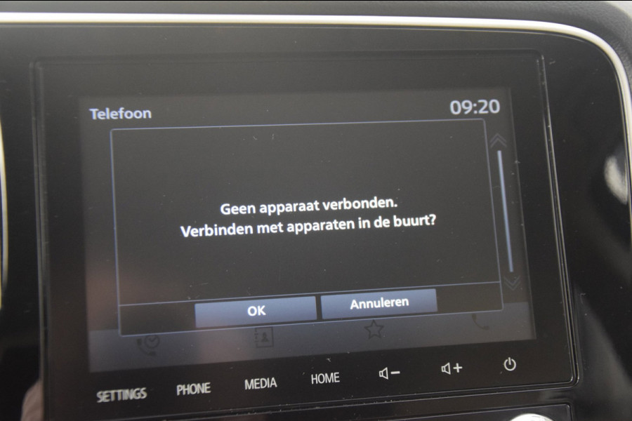 Mitsubishi Outlander 2.4 PHEV Pure+ Leer / Trekhaak / Side skirts