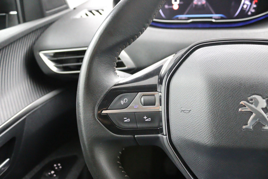 Peugeot 3008 1.2*FACELIFT*CARPLAY*NAVI*CRUISE*ECC*HAAK*CAM*LED*