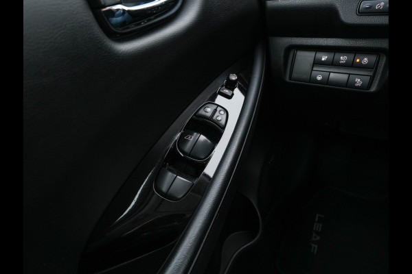 Nissan Leaf 3.Zero Limited Edition 62 kWh {SOH-93%} (INCL-BTW) Aut. *LEATHER | ADAPTIVE-CRUISE | FULL-LED | DIGI-COCKPIT | TOPVIEW | BOSE-AUDIO | KEYLESS | DAB+ | BLINDSPOT | ECC | PDC | HEATED-COMFORTSEATS | 17"ALU*