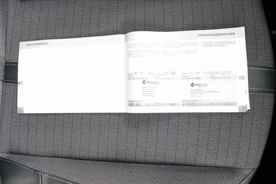 Peugeot 208 1.2 Allure*AUTOM*CARPLAY*ACC*LANE-ASS*NAVI*CAMERA*