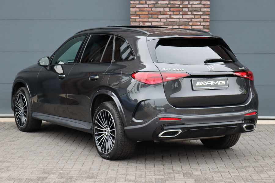 Mercedes-Benz GLC 300e 4MATIC AMG Line Premium+ | Distronic+ | Panoramadak | Burmester | HUD | Digital Light | Memory | Surround Camera | Keyless Go |  Augmented Reality |