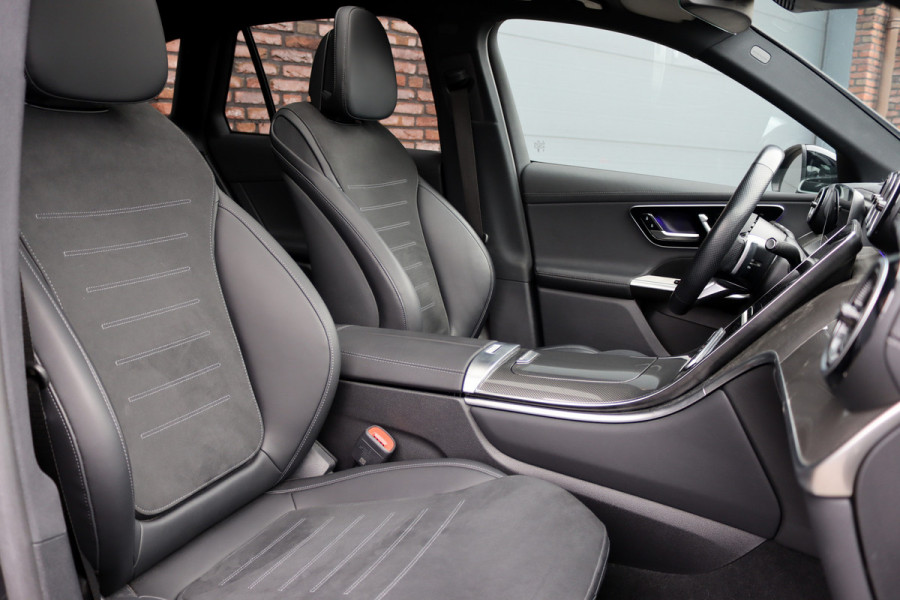 Mercedes-Benz GLC 300e 4MATIC AMG Line Premium+ | Distronic+ | Panoramadak | Burmester | HUD | Digital Light | Memory | Surround Camera | Keyless Go |  Augmented Reality |