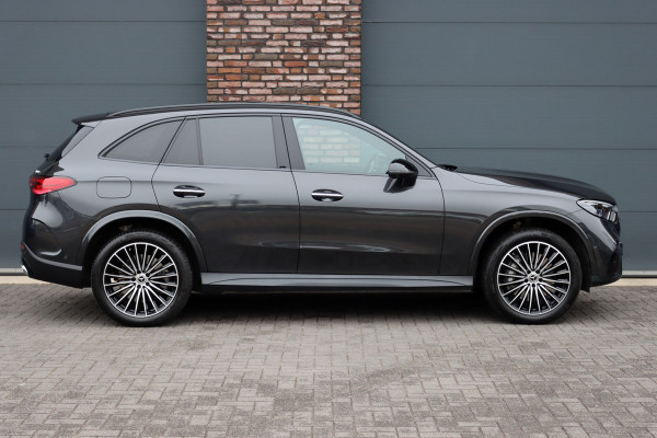 Mercedes-Benz GLC 300e 4MATIC AMG Line Premium+ | Distronic+ | Panoramadak | Burmester | HUD | Digital Light | Memory | Surround Camera | Keyless Go |  Augmented Reality |