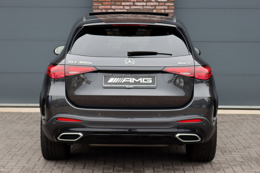 Mercedes-Benz GLC 300e 4MATIC AMG Line Premium+ | Distronic+ | Panoramadak | Burmester | HUD | Digital Light | Memory | Surround Camera | Keyless Go |  Augmented Reality |