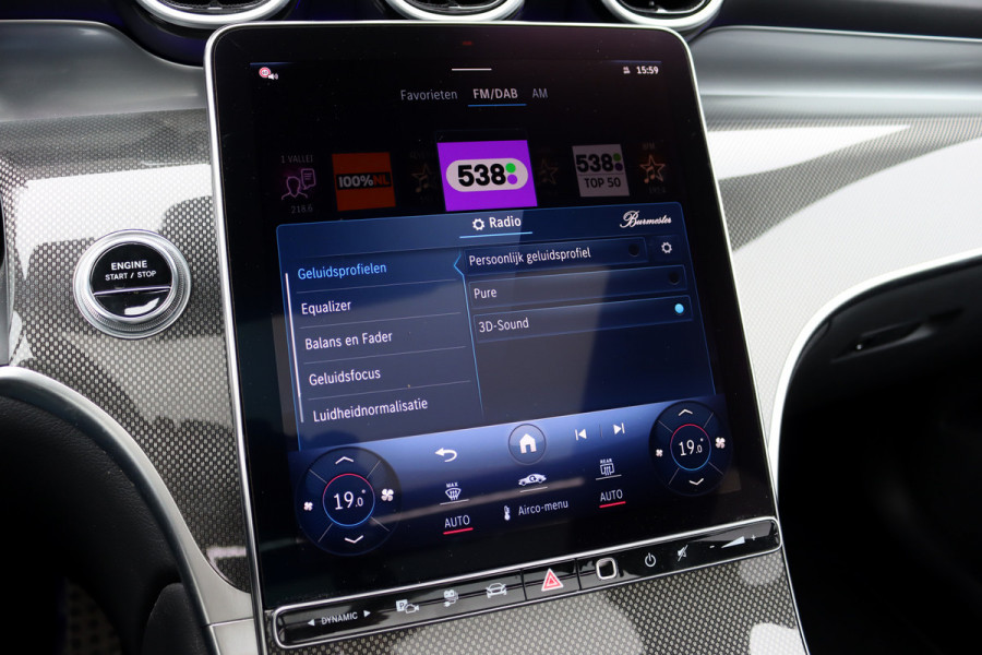 Mercedes-Benz GLC 300e 4MATIC AMG Line Premium+ | Distronic+ | Panoramadak | Burmester | HUD | Digital Light | Memory | Surround Camera | Keyless Go |  Augmented Reality |