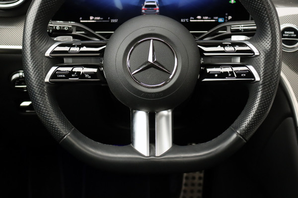 Mercedes-Benz GLC 300e 4MATIC AMG Line Premium+ | Distronic+ | Panoramadak | Burmester | HUD | Digital Light | Memory | Surround Camera | Keyless Go |  Augmented Reality |