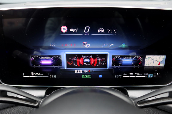 Mercedes-Benz GLC 300e 4MATIC AMG Line Premium+ | Distronic+ | Panoramadak | Burmester | HUD | Digital Light | Memory | Surround Camera | Keyless Go |  Augmented Reality |