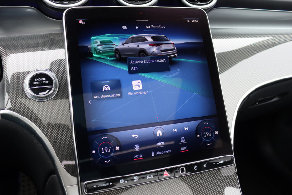 Mercedes-Benz GLC 300e 4MATIC AMG Line Premium+ | Distronic+ | Panoramadak | Burmester | HUD | Digital Light | Memory | Surround Camera | Keyless Go |  Augmented Reality |