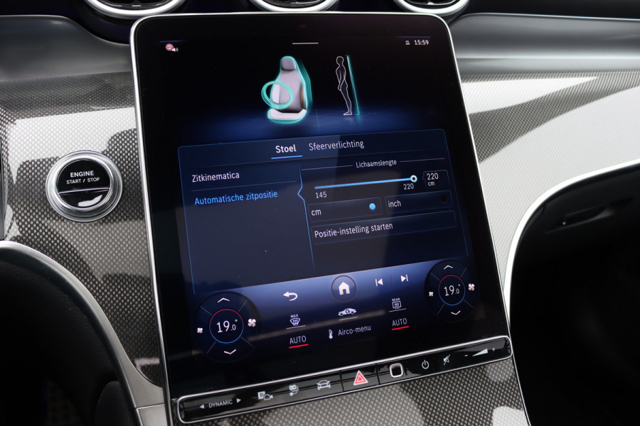 Mercedes-Benz GLC 300e 4MATIC AMG Line Premium+ | Distronic+ | Panoramadak | Burmester | HUD | Digital Light | Memory | Surround Camera | Keyless Go |  Augmented Reality |