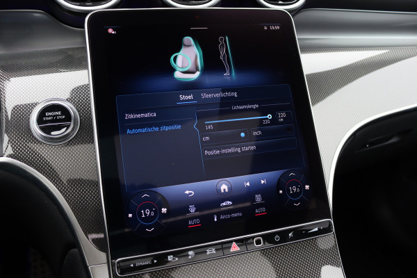 Mercedes-Benz GLC 300e 4MATIC AMG Line Premium+ | Distronic+ | Panoramadak | Burmester | HUD | Digital Light | Memory | Surround Camera | Keyless Go |  Augmented Reality |