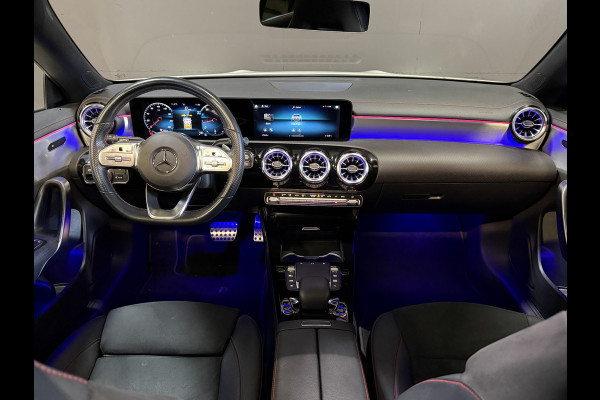 Mercedes-Benz CLA-Klasse Shooting Brake 200 Business Solution AMG | Sfeerverlichting | Multibeam | Panoramadak