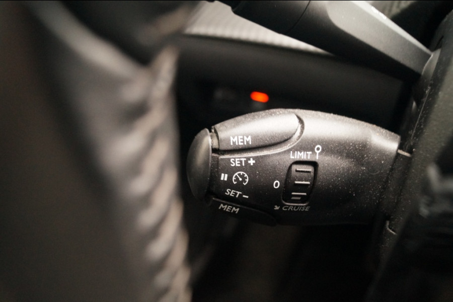 Peugeot e-208 EV Active Pack 50kWh -SOH96%-NAVI-ECC-PDC-