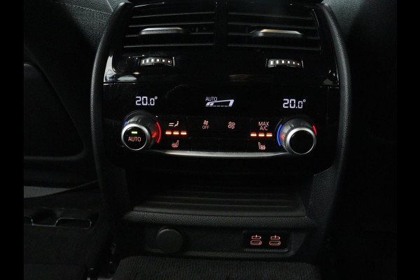 BMW 5 Serie 520i M Sport | Panoramadak | Stoelventilatie | Head-Up | 360 Camera | Leder | Adaptief LED | Memory | Carplay | Sfeerverlichting | Achterbankverwarming | Navigatie | Stuurverwarming