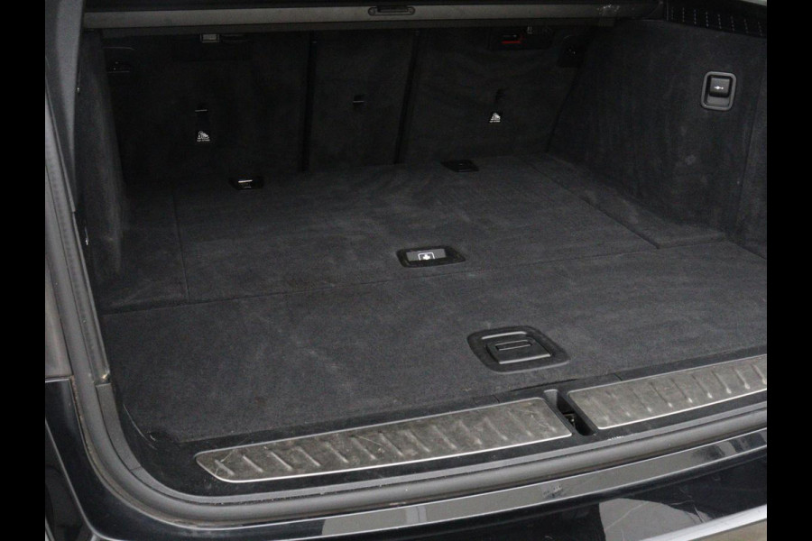 BMW 5 Serie 520i M Sport | Panoramadak | Stoelventilatie | Head-Up | 360 Camera | Leder | Adaptief LED | Memory | Carplay | Sfeerverlichting | Achterbankverwarming | Navigatie | Stuurverwarming