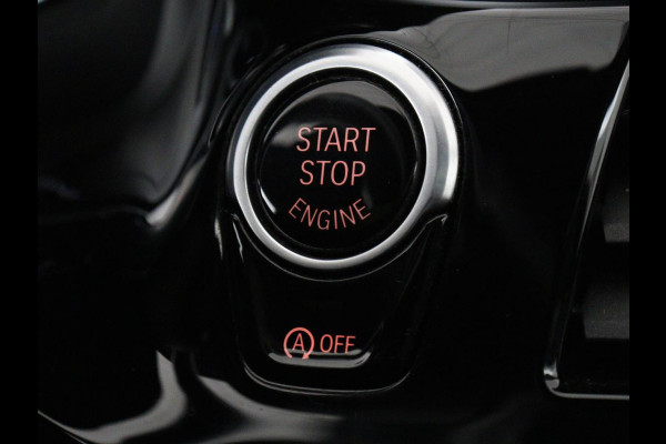 BMW 5 Serie 520i M Sport | Panoramadak | Stoelventilatie | Head-Up | 360 Camera | Leder | Adaptief LED | Memory | Carplay | Sfeerverlichting | Achterbankverwarming | Navigatie | Stuurverwarming