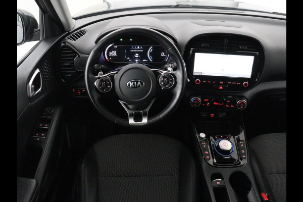 Kia e-Soul DynamicPlusLine 64 kWh | SOH 100% | 3 Fase | Stoelverwarming | Warmtepomp | Adaptive cruise | Carplay | Camera | Keyless | Full LED | Half leder | Climate control | Stuurverwarming | Getint glas