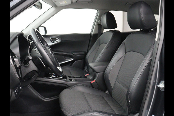 Kia e-Soul DynamicPlusLine 64 kWh | SOH 100% | 3 Fase | Stoelverwarming | Warmtepomp | Adaptive cruise | Carplay | Camera | Keyless | Full LED | Half leder | Climate control | Stuurverwarming | Getint glas
