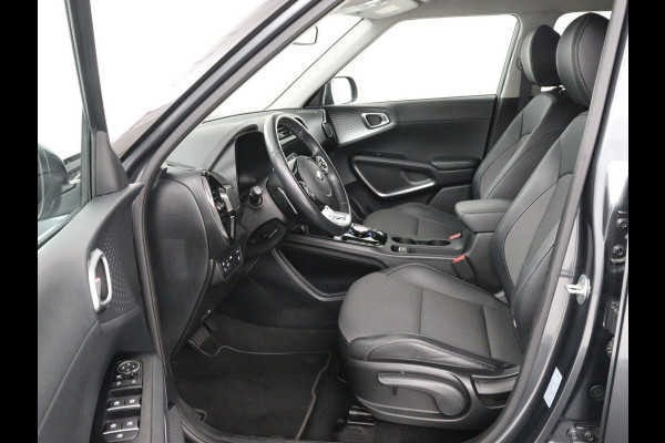 Kia e-Soul DynamicPlusLine 64 kWh | SOH 100% | 3 Fase | Stoelverwarming | Warmtepomp | Adaptive cruise | Carplay | Camera | Keyless | Full LED | Half leder | Climate control | Stuurverwarming | Getint glas