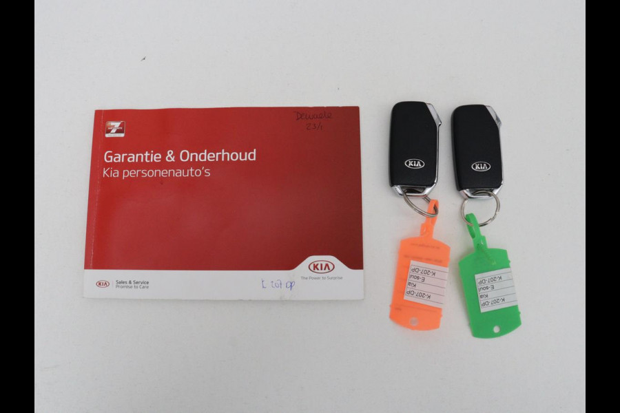 Kia e-Soul DynamicPlusLine 64 kWh | SOH 100% | 3 Fase | Stoelverwarming | Warmtepomp | Adaptive cruise | Carplay | Camera | Keyless | Full LED | Half leder | Climate control | Stuurverwarming | Getint glas