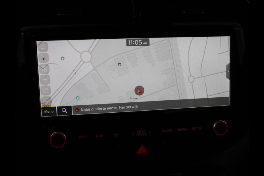Kia e-Soul DynamicPlusLine 64 kWh | SOH 100% | 3 Fase | Stoelverwarming | Warmtepomp | Adaptive cruise | Carplay | Camera | Keyless | Full LED | Half leder | Climate control | Stuurverwarming | Getint glas