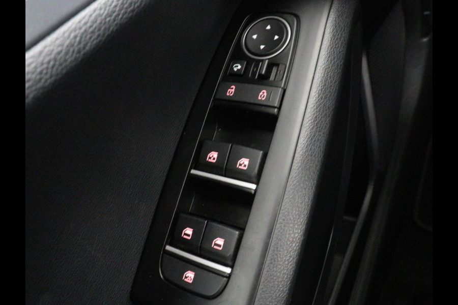 Kia e-Soul DynamicPlusLine 64 kWh | SOH 100% | 3 Fase | Stoelverwarming | Warmtepomp | Adaptive cruise | Carplay | Camera | Keyless | Full LED | Half leder | Climate control | Stuurverwarming | Getint glas