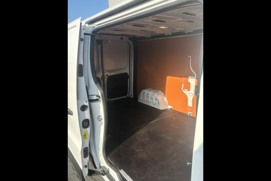 Renault Trafic 2.0 dCi L2H1 Comf.*CARPLAY*CRUISE*NAV*A/C*NW MODEL