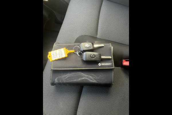 Renault Trafic 2.0 dCi L2H1 Comf.*CARPLAY*CRUISE*NAV*A/C*NW MODEL