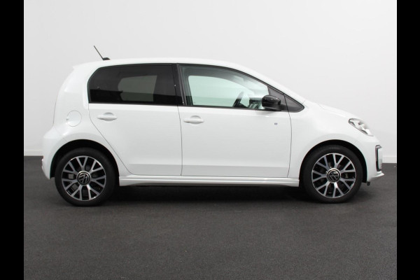 Volkswagen e-Up! e-up! Style Climate control Stoelverwarming Cruise control Parkeersensor achter + camera Lichtmetalen velgen