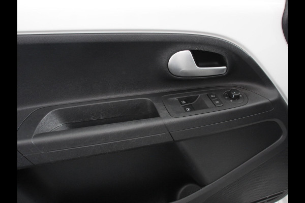 Volkswagen e-Up! e-up! Style Climate control Stoelverwarming Cruise control Parkeersensor achter + camera Lichtmetalen velgen