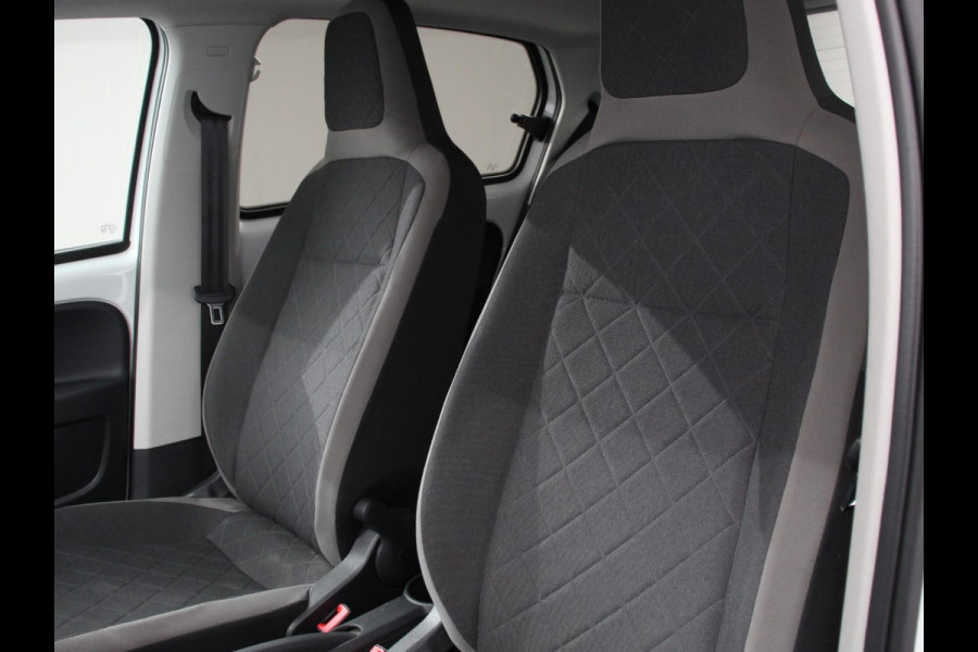 Volkswagen e-Up! e-up! Style Climate control Stoelverwarming Cruise control Parkeersensor achter + camera Lichtmetalen velgen