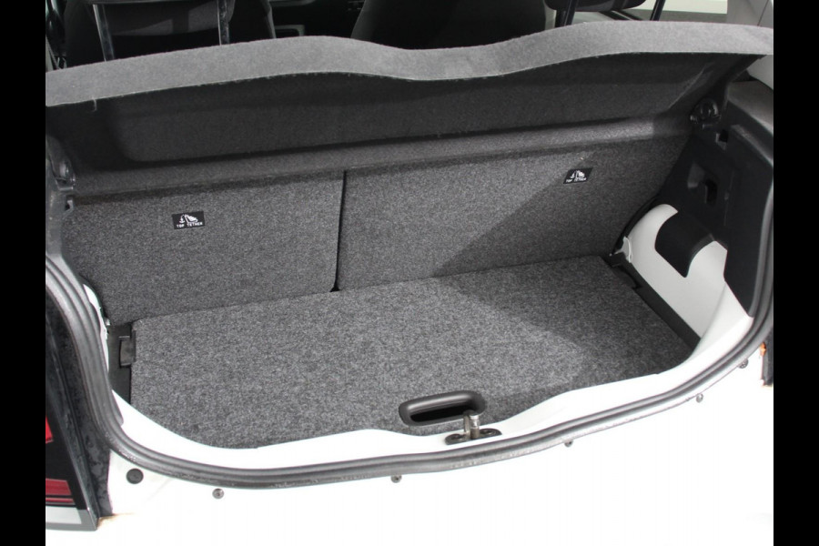 Volkswagen e-Up! e-up! Style Climate control Stoelverwarming Cruise control Parkeersensor achter + camera Lichtmetalen velgen