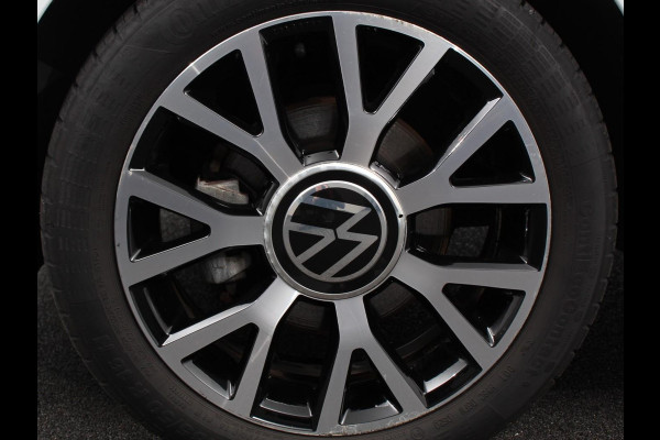 Volkswagen e-Up! e-up! Style Climate control Stoelverwarming Cruise control Parkeersensor achter + camera Lichtmetalen velgen