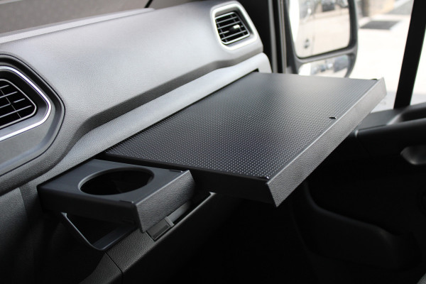 Renault Master T35 2.3 dCi 180pk L3H2 - Airco - Navigatie - Camera - Cruise - Parkeersensoren - 105l tank - Rijklaar