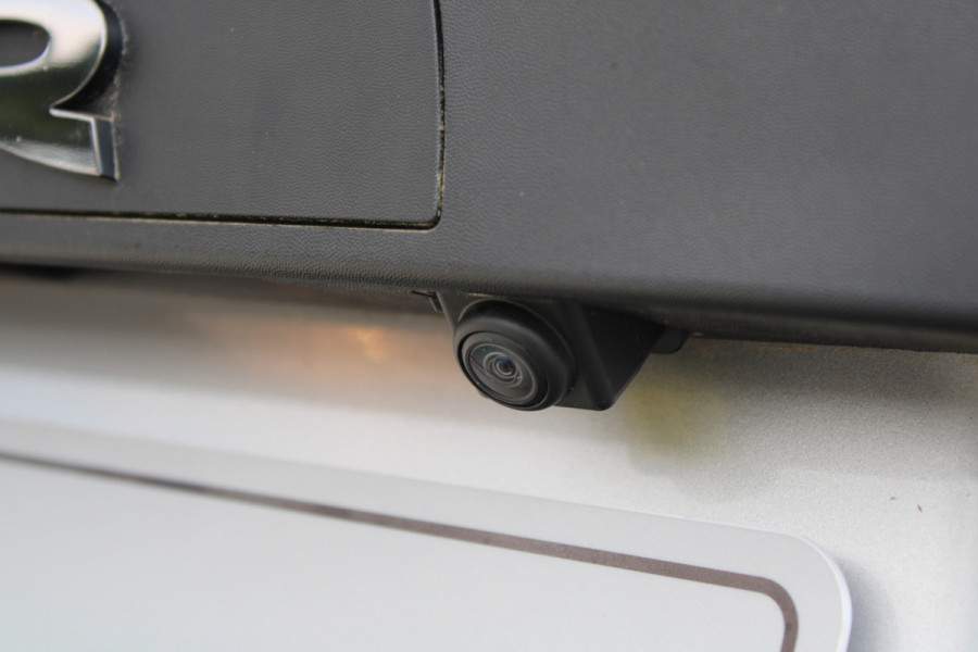 Renault Master T35 2.3 dCi 180pk L3H2 - Airco - Navigatie - Camera - Cruise - Parkeersensoren - 105l tank - Rijklaar