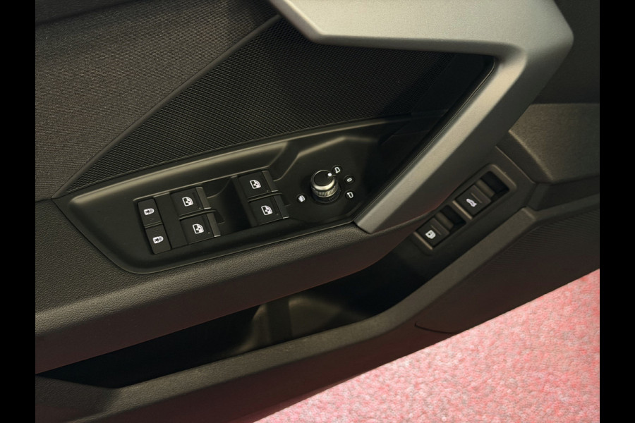 Audi A3 Sportback 40 TFSI E 204 PK PHEV SPORT MMI NAVI ELEK.KLEP CAMERA CARPLAY VIR.COCKPIT KEYLESS LED PHEV PLUG IN HYBRID