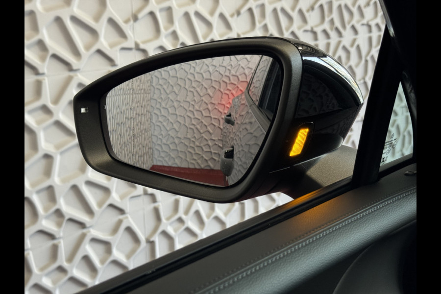 Volkswagen Tiguan 1.5 eTSI 150PK DSG ✅ NIEUWE AUTO✅ TREKHAAK IQ.LED CARPLAY NAVI ELEK.KLEP STOEL/STUUR VERW LED 10/2025 BENZINE ✅Top Auto's Wijchen , 30 Jaar Specialist in Volkswagen  : Alle Type's : R-Line Edition / Style / First Edition / Highline / Life , Zowel PHEV / HEV / MHEV / Benzine ✅