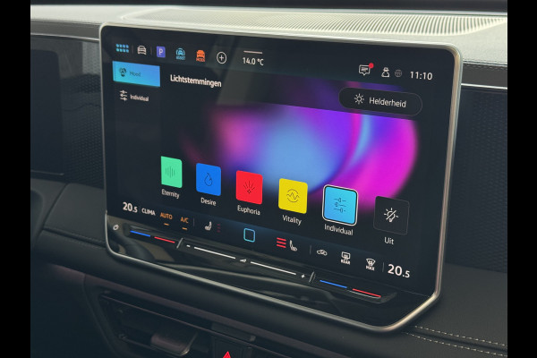 Volkswagen Tiguan 1.5 eTSI 150PK DSG ✅ NIEUWE AUTO✅ TREKHAAK IQ.LED CARPLAY NAVI ELEK.KLEP STOEL/STUUR VERW LED 10/2025 BENZINE ✅Top Auto's Wijchen , 30 Jaar Specialist in Volkswagen  : Alle Type's : R-Line Edition / Style / First Edition / Highline / Life , Zowel PHEV / HEV / MHEV / Benzine ✅